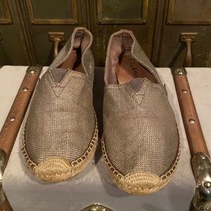 Joy & Mario Bronze Metallic Shoes